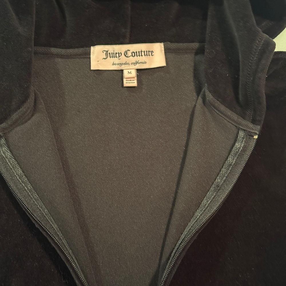Juicy Couture Jacket Women Medium Velour Zip Y2K Track Black Hood NWOT - Picture 3 of 6